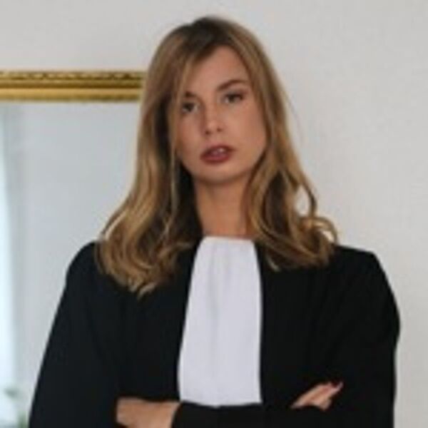 Maître Laura Riviere, avocat à Montpellier